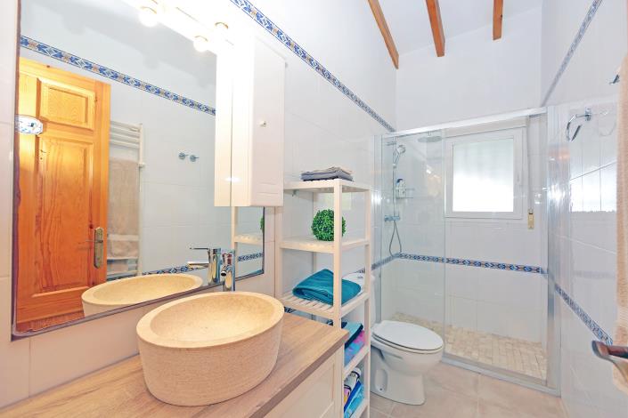 Image No.9-4 Bed Villa / Detached for sale