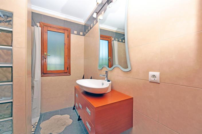 Image No.10-3 Bed Villa for sale