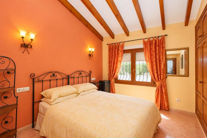 Image No.12-3 Bed Villa for sale