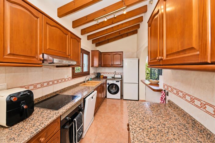 Image No.8-3 Bed Villa for sale