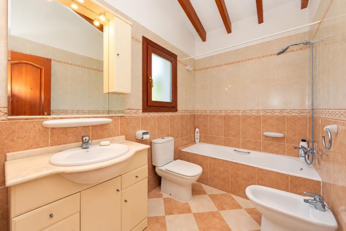 Image No.10-3 Bed Villa for sale