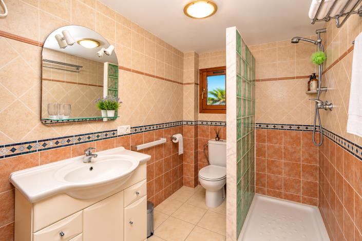 Image No.18-4 Bed Villa for sale