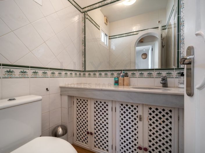 Image No.10-3 Bed Apartment for sale