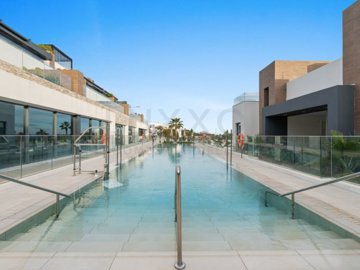 id139cbd01-0000-0500-0000-0000184281e4