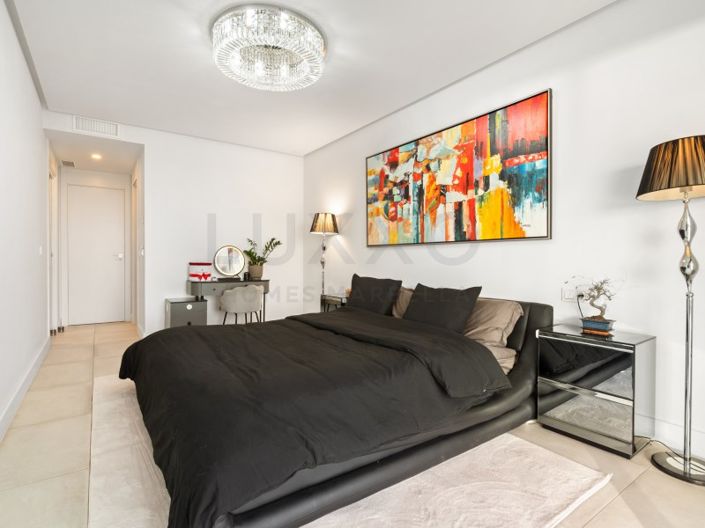 Image No.10-3 Bed Apartment for sale