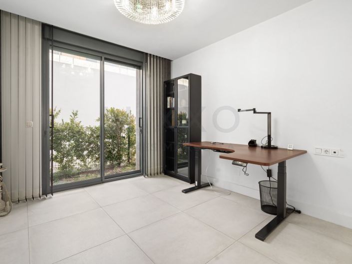 Image No.12-3 Bed Apartment for sale