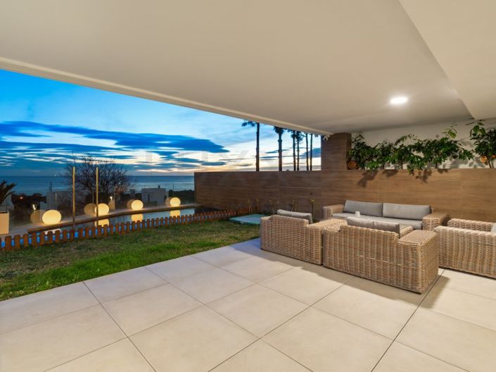 Image No.24-3 Bed Apartment for sale