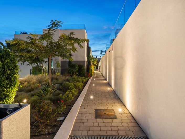 Image No.30-3 Bed Apartment for sale