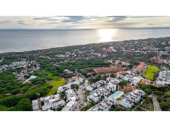 Image No.35-3 Bed Apartment for sale