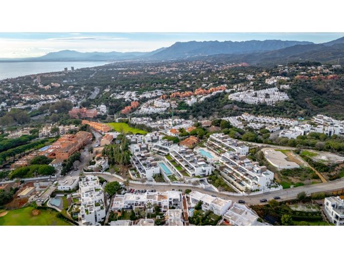 Image No.39-3 Bed Apartment for sale