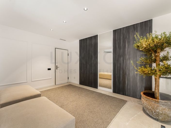 Image No.19-3 Bed Apartment for sale