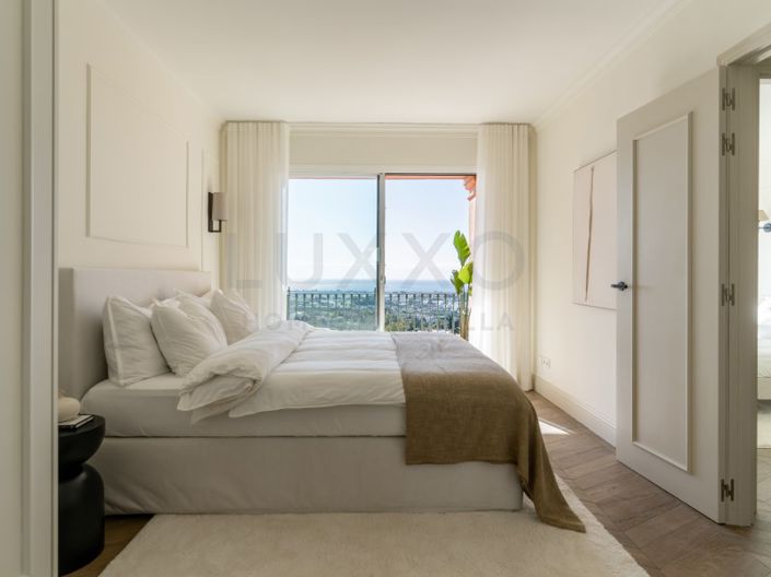 Image No.20-4 Bed Apartment for sale