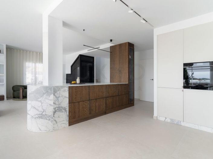 Image No.13-3 Bed Penthouse for sale