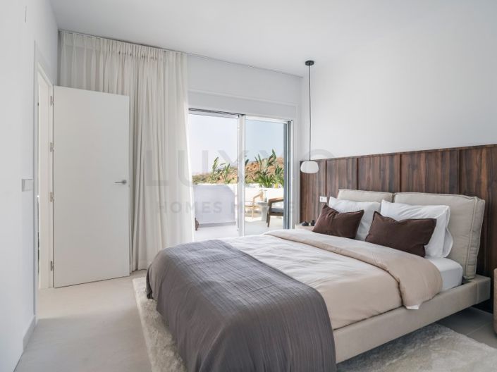 Image No.26-3 Bed Penthouse for sale