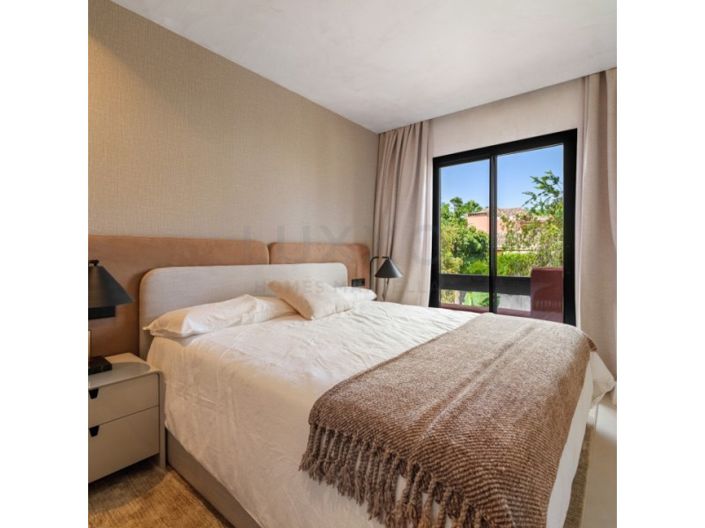 Image No.19-4 Bed Penthouse for sale