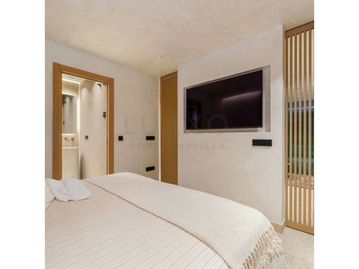 Image No.26-4 Bed Penthouse for sale