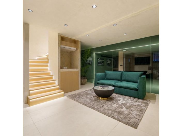 Image No.32-4 Bed Penthouse for sale