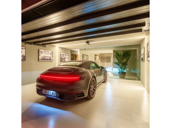 Image No.46-4 Bed Penthouse for sale