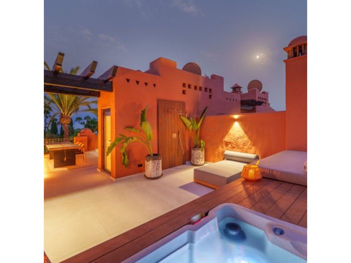 Image No.54-4 Bed Penthouse for sale