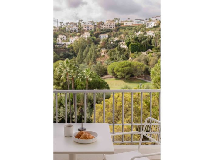 Image No.30-3 Bed Apartment for sale