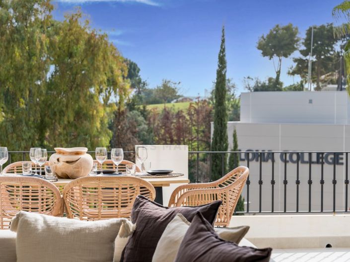 Image No.18-3 Bed House for sale