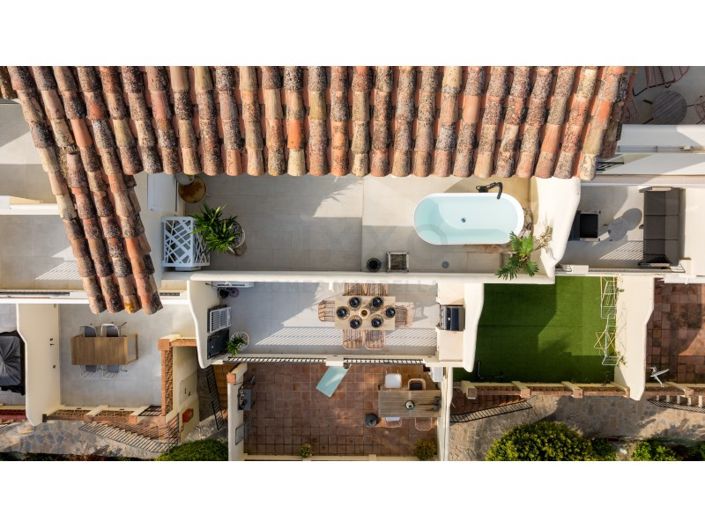 Image No.19-3 Bed House for sale