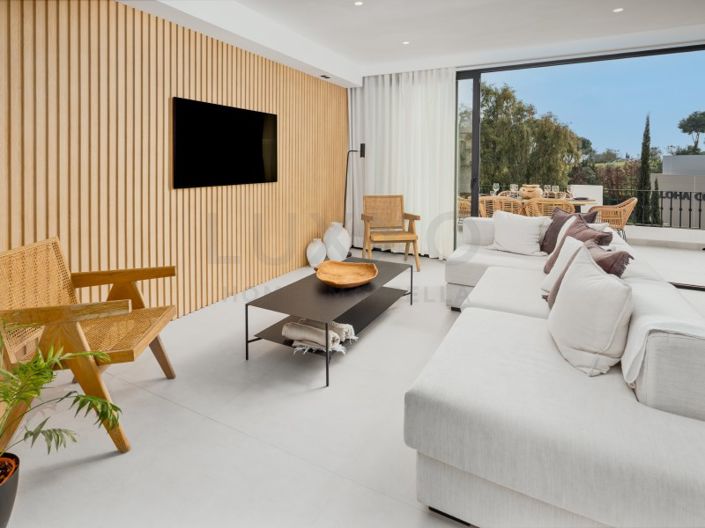 Image No.3-3 Bed House for sale