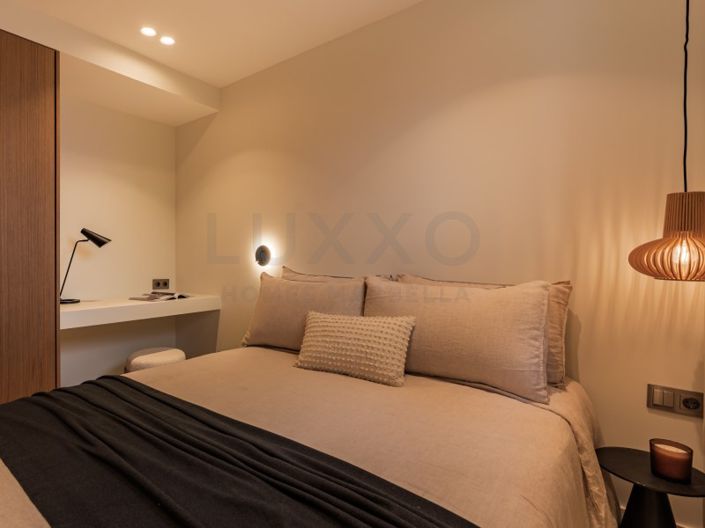 Image No.24-4 Bed House for sale