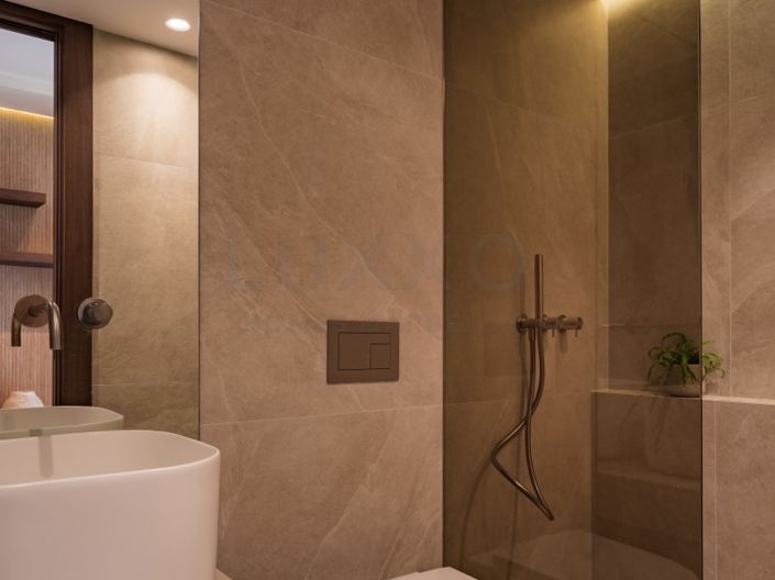 Image No.21-3 Bed House for sale