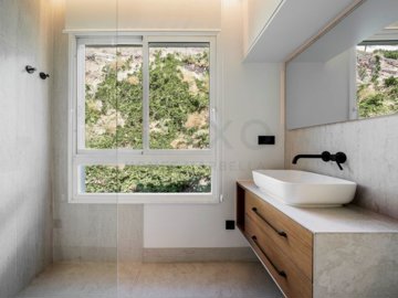 id427ec001-0000-0500-0000-00001873789d