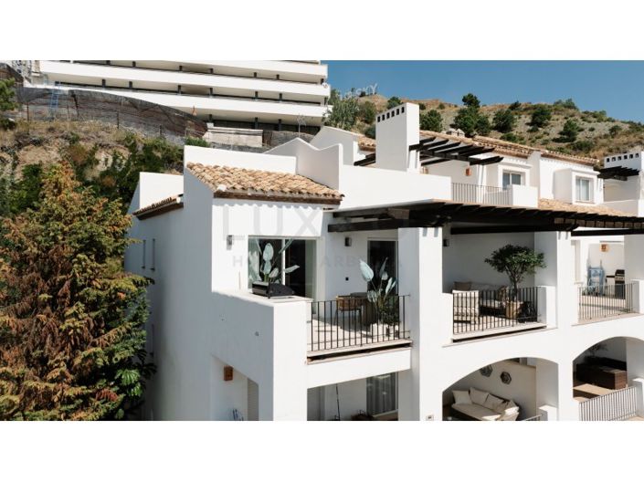 Image No.18-3 Bed Apartment for sale