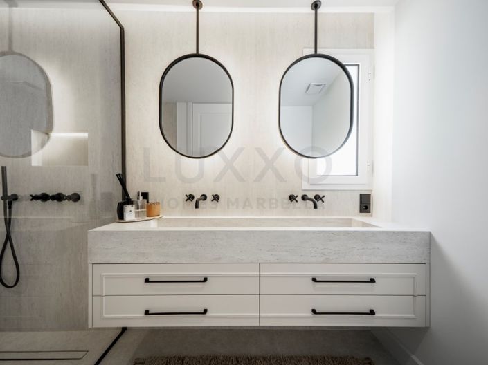 Image No.9-3 Bed Apartment for sale