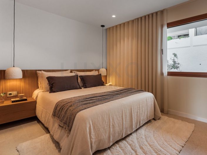 Image No.14-4 Bed House for sale