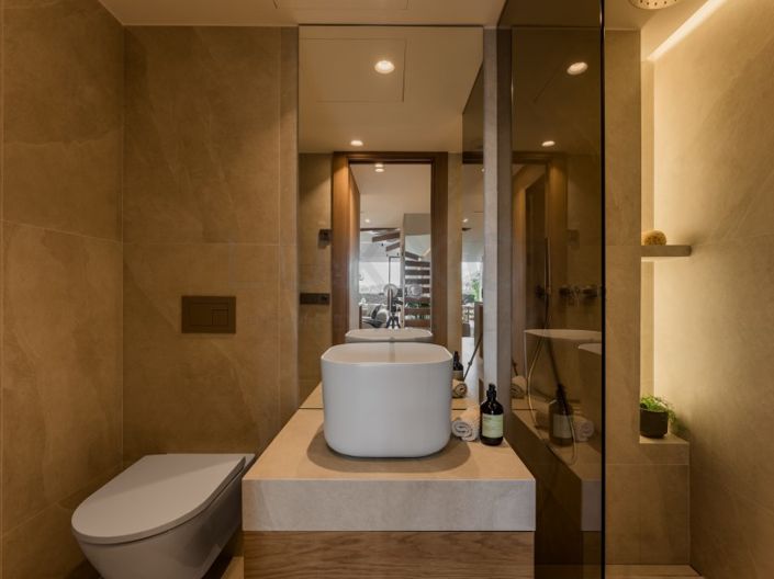 Image No.19-4 Bed House for sale