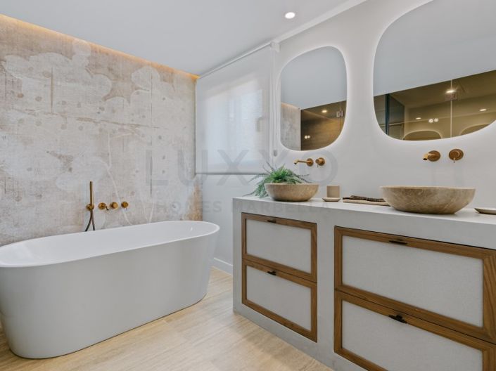 Image No.12-3 Bed Apartment for sale