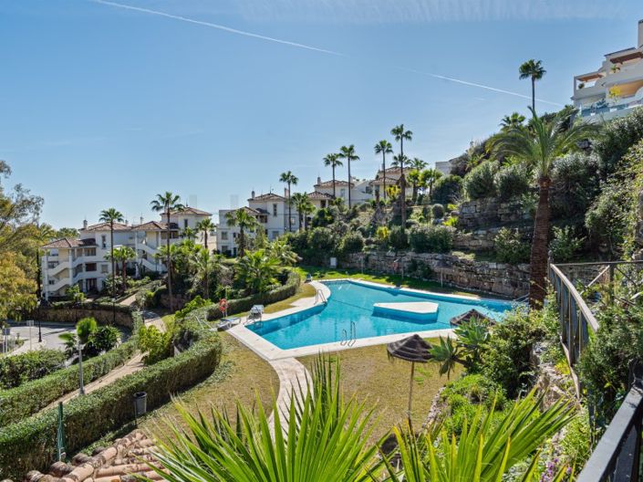 Image No.24-3 Bed Apartment for sale