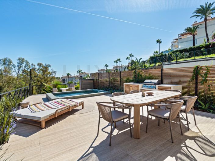 Image No.25-3 Bed Apartment for sale