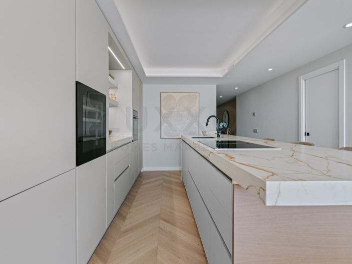 Image No.8-3 Bed Apartment for sale