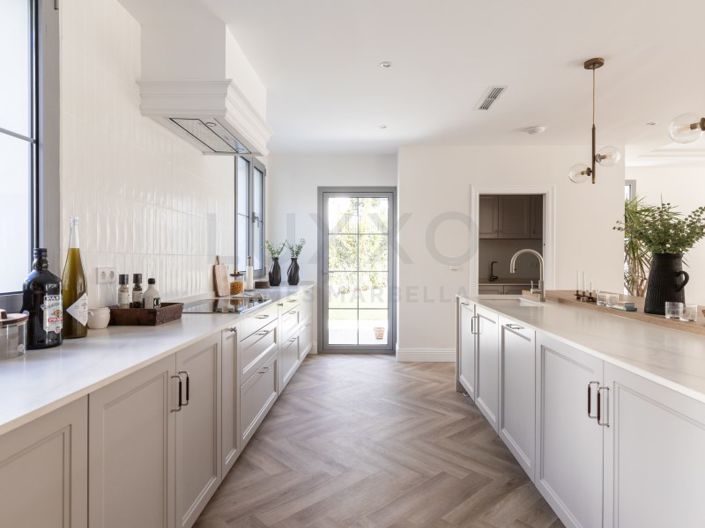 Image No.15-4 Bed Villa for sale