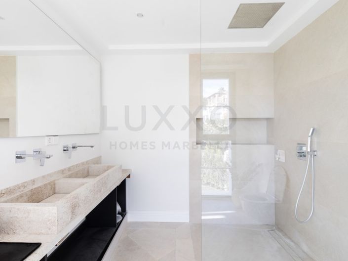 Image No.24-4 Bed Villa for sale