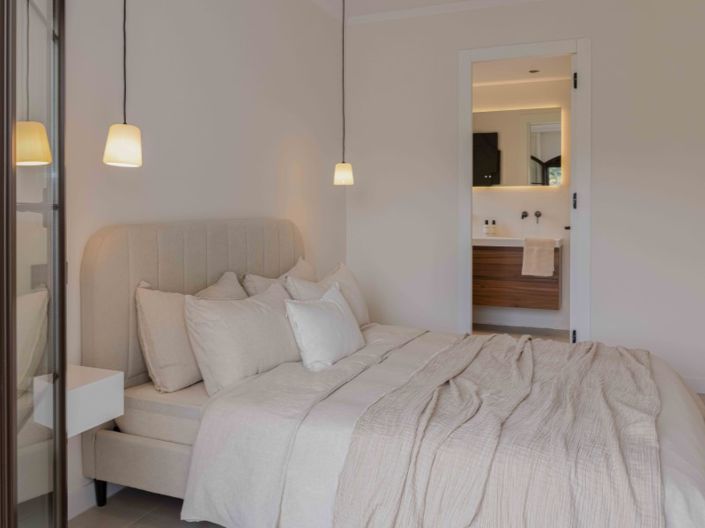 Image No.25-3 Bed Apartment for sale