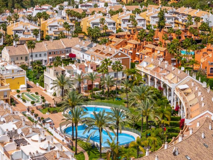 Image No.37-3 Bed House for sale