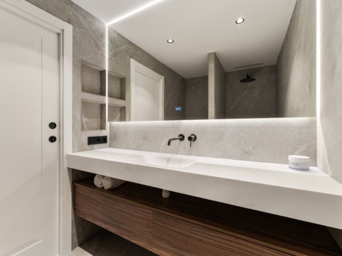 Image No.11-3 Bed Apartment for sale