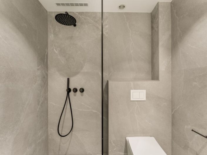 Image No.18-3 Bed Apartment for sale