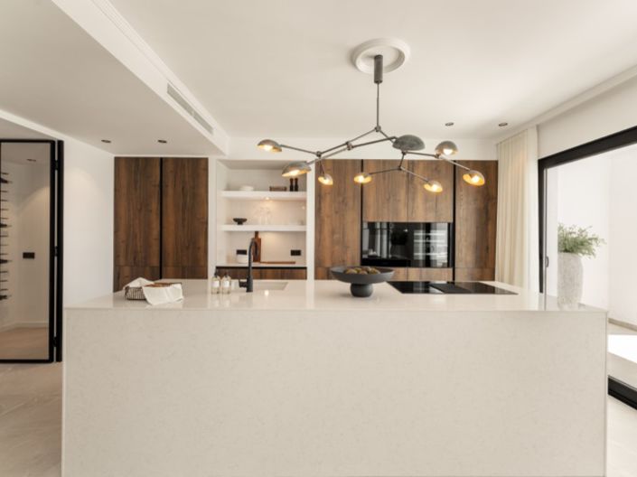 Image No.28-3 Bed Apartment for sale