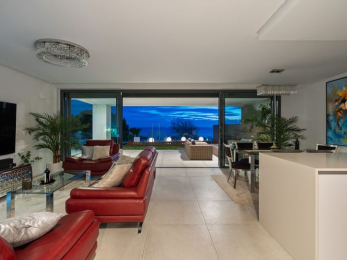 Image No.8-3 Bed Apartment for sale