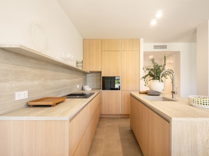 Image No.7-3 Bed Apartment for sale