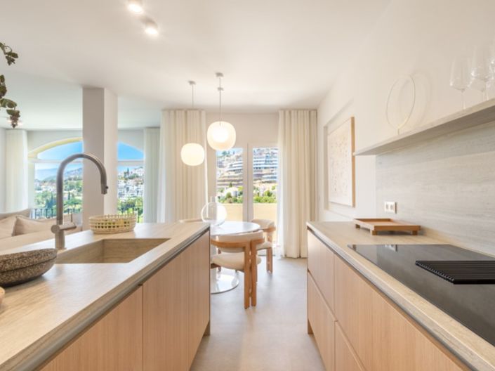 Image No.8-3 Bed Apartment for sale