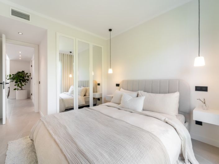 Image No.25-3 Bed Apartment for sale