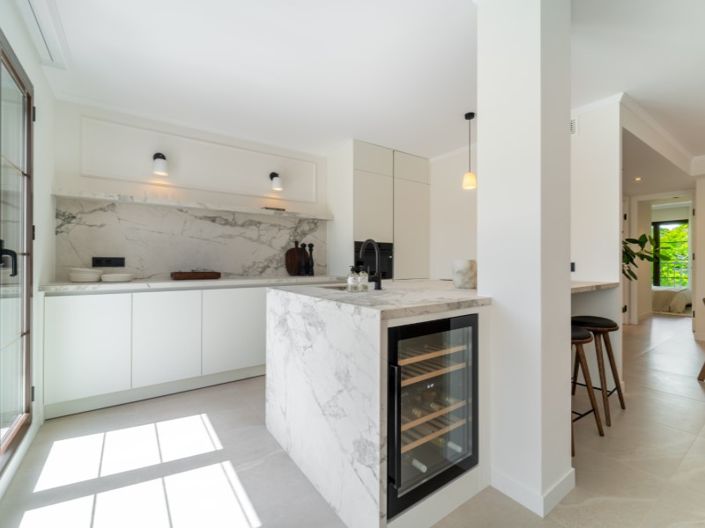 Image No.8-3 Bed Apartment for sale